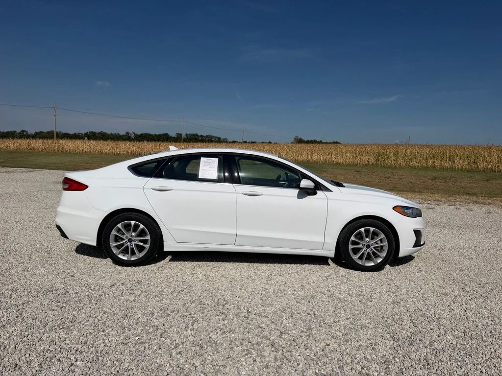 Used 2020 Ford Fusion Hybrid SE with VIN 3FA6P0LU3LR231103 for sale in Hillsboro, KS