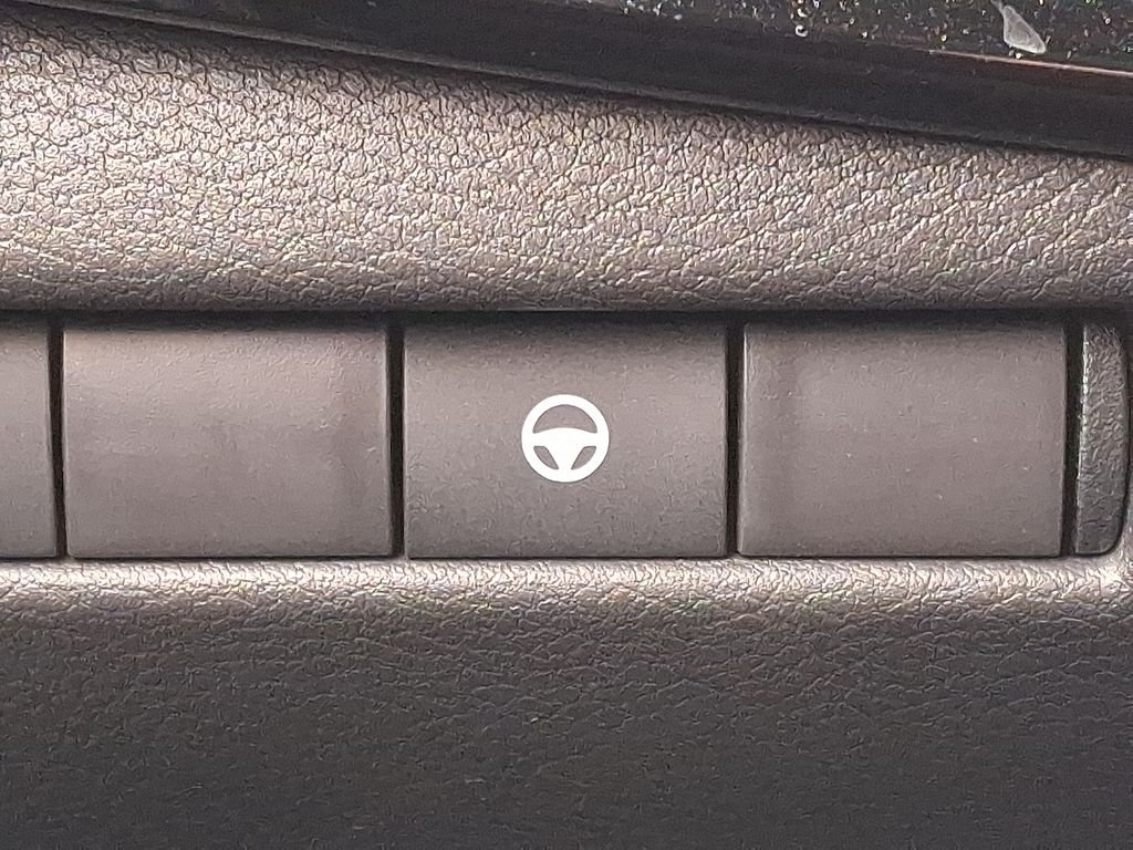 New 2026 Blue Nissan SR image 17