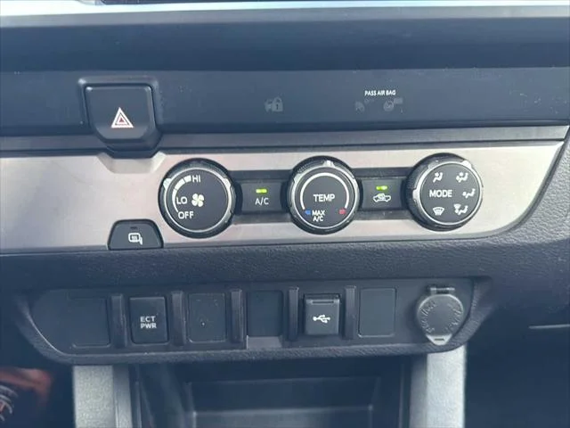 Certified Used 2021 ICE CAP Toyota  image 17
