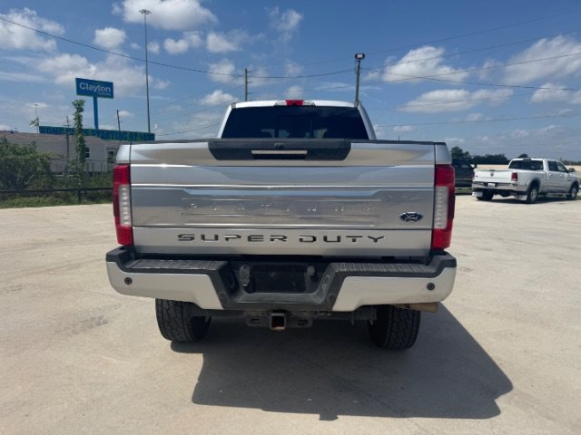 Used 2017 Silver Ford Platinum image 4