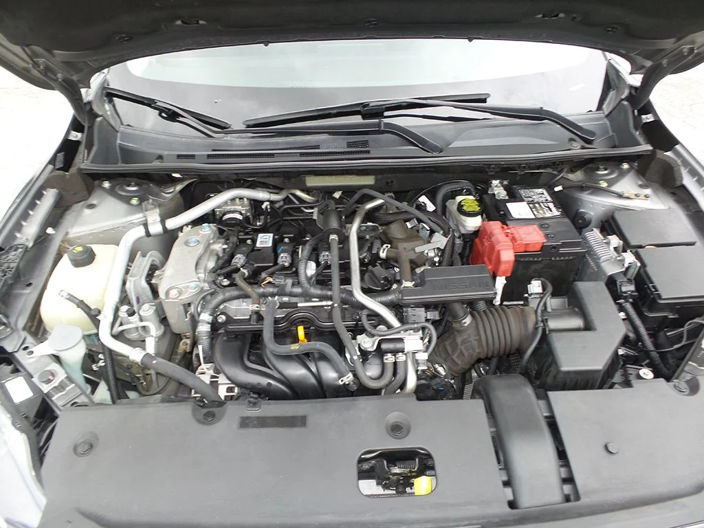 Used 2020 Gray Nissan S image 17
