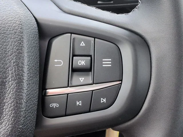 New 2026 Carbonized Gray Metallic Ford XLT image 25