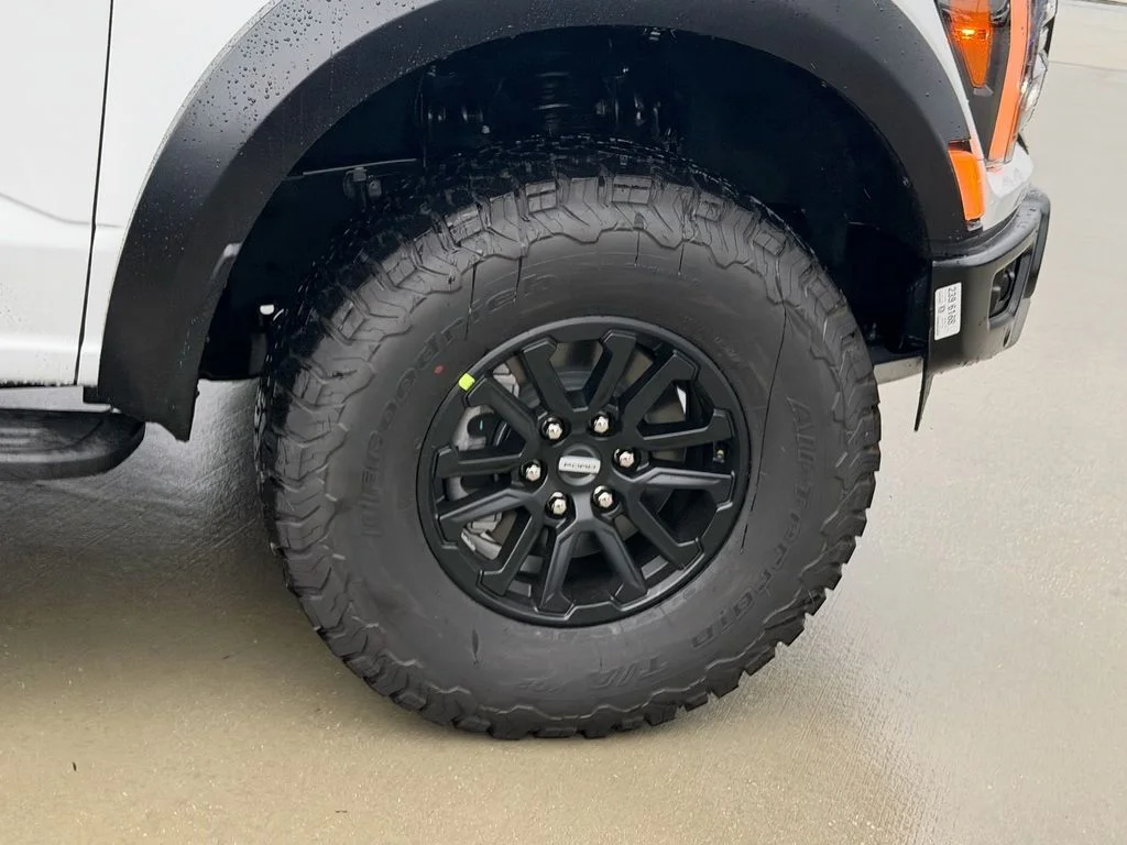 New 2026 White Ford Raptor image 9