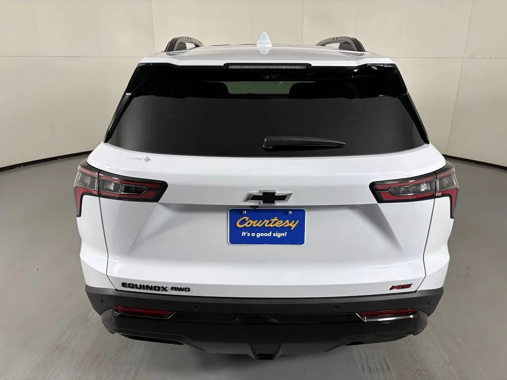 New 2026 Polar White Tricoat Chevrolet RS image 8