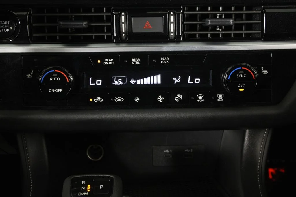 2025 Nissan Pathfinder SV - Photo 23