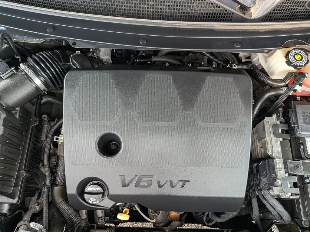 Used 2018 Gray Buick Essence image 10