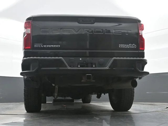Used 2023 Black Chevrolet High Country image 18
