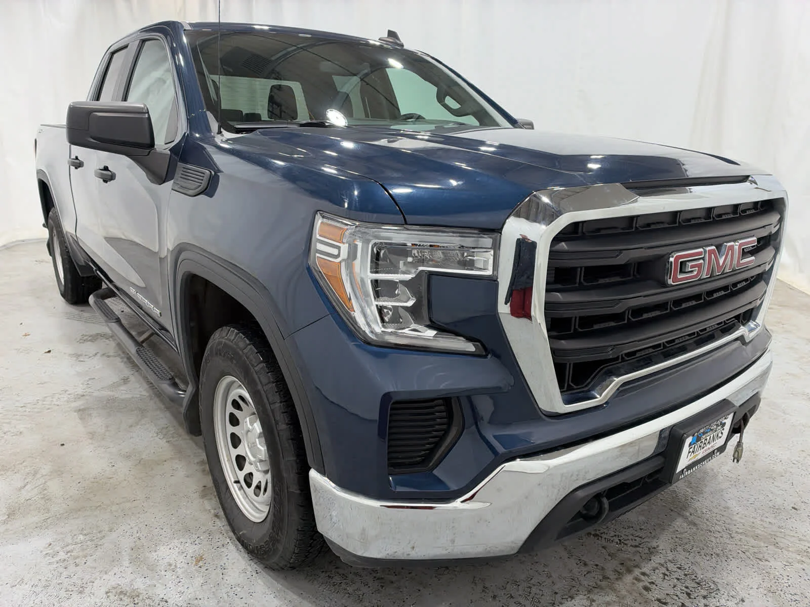 Certified Used 2021 PACIFIC BLUE METALLIC GMC 4WD Double Cab Standard Box image 7