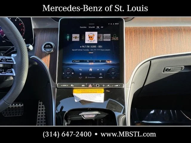 New 2026 MANUFAKTUR Alpine Grey Mercedes-Benz GLC 300 image 11