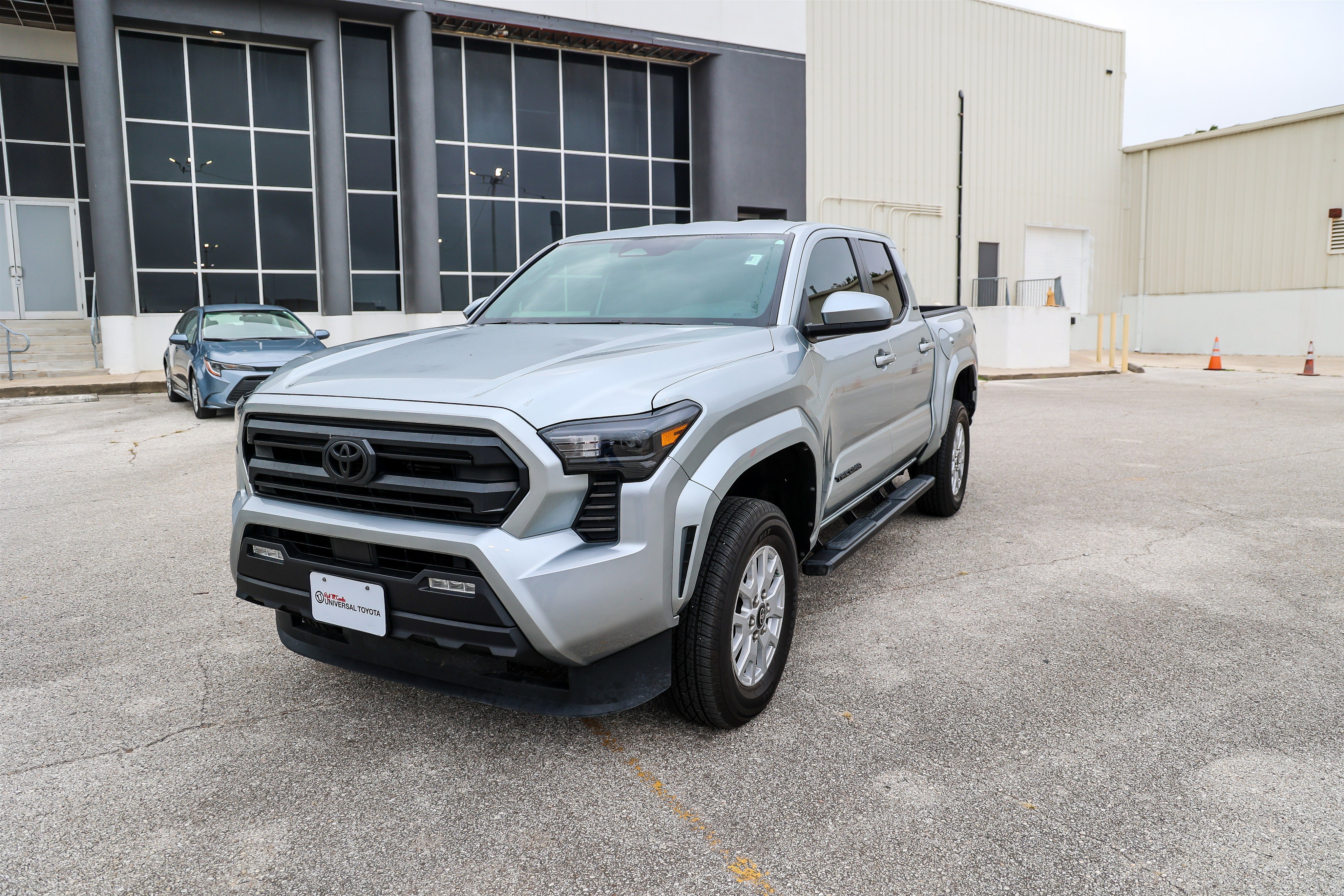 Used 2025 Silver Toyota SR5 image 1