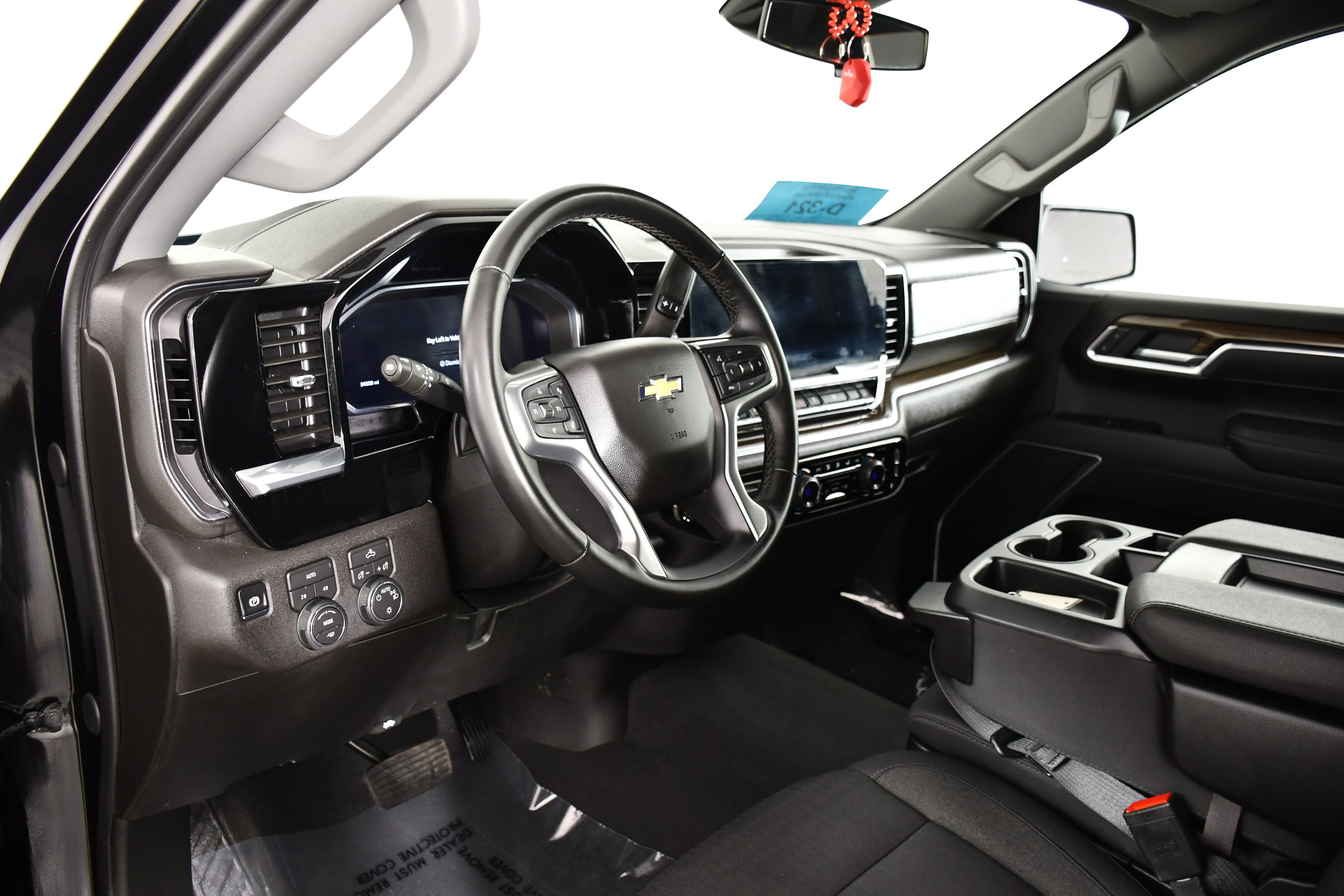 Used 2026 Black Chevrolet LT image 38