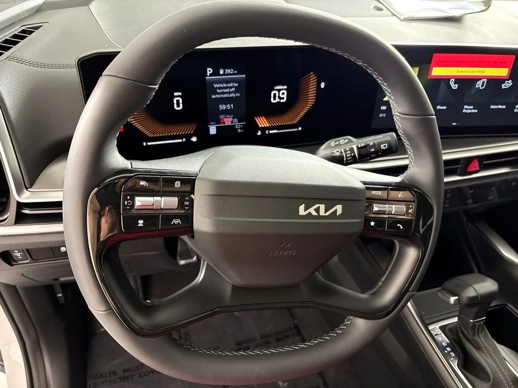 New 2026 Glacial White Pearl Kia LX image 27