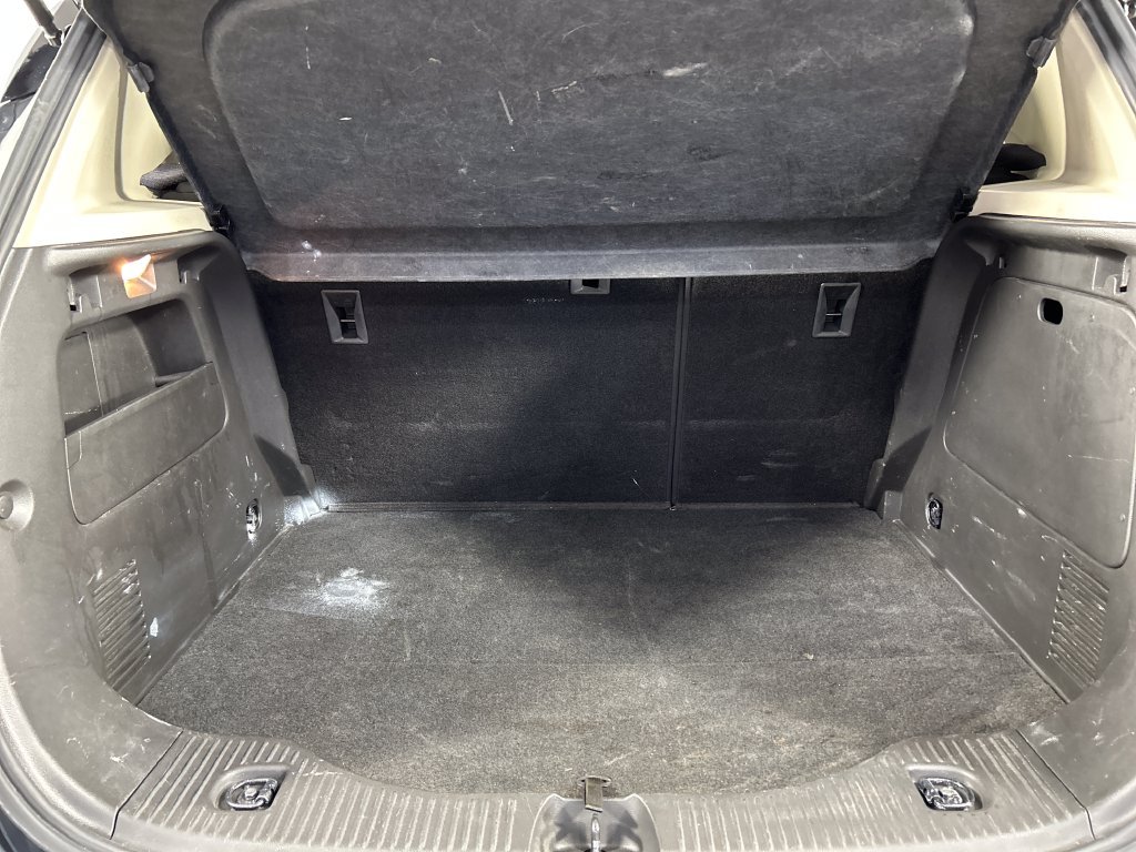 Used 2018 Gray Buick Preferred image 18