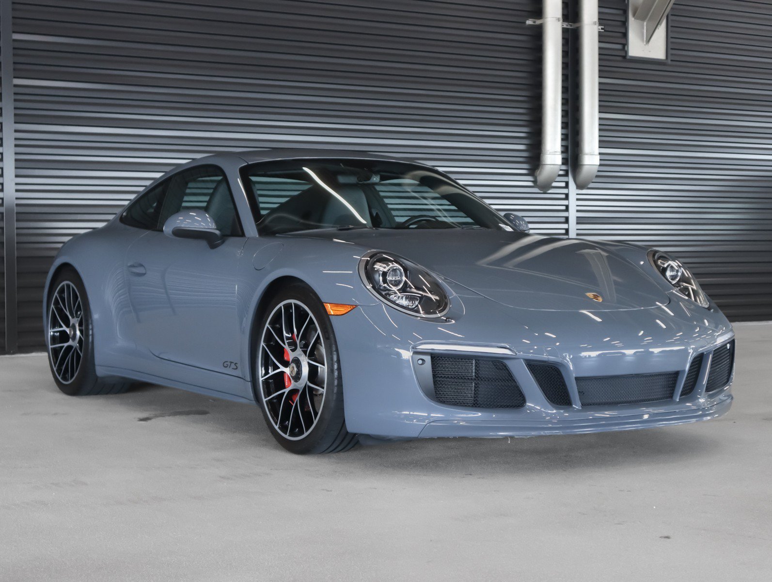 Used 2017 Graphite Blue Metallic Porsche Carrera GTS Coupe image 8