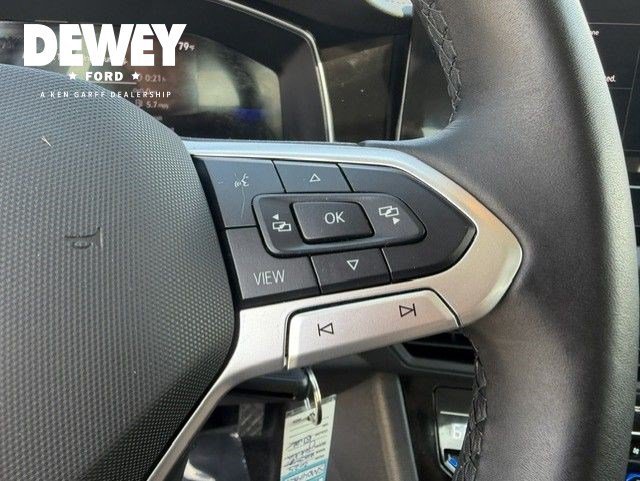 Certified Used 2025 Monterey Blue Pearl Volkswagen S image 15