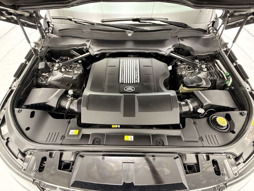 Used 2018 Carpathian Gray Premium Metallic Land Rover Supercharged image 27