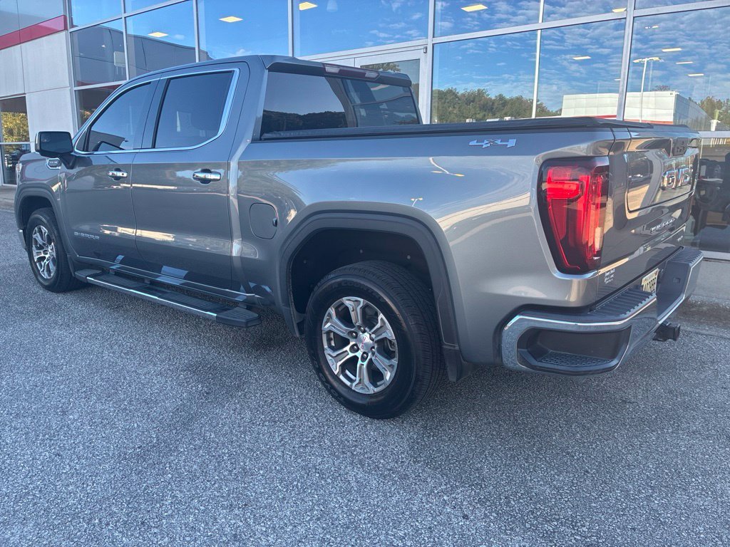 Used 2021 Gray GMC SLT image 2