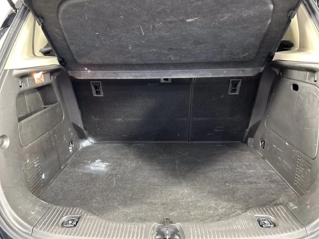 Used 2018 Gray Buick Preferred image 18