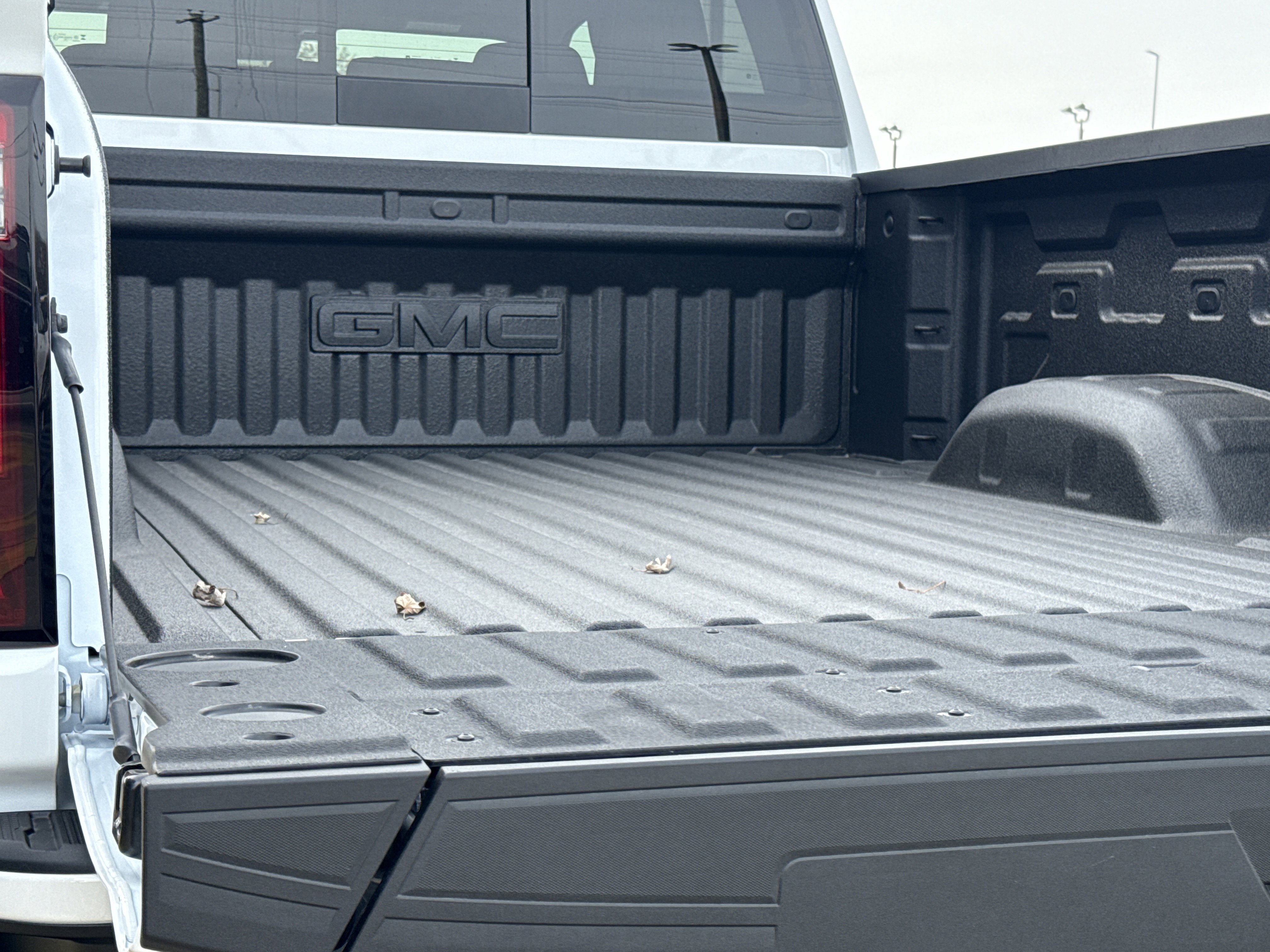 2026 GMC Sierra 3500HD Denali - Photo 10