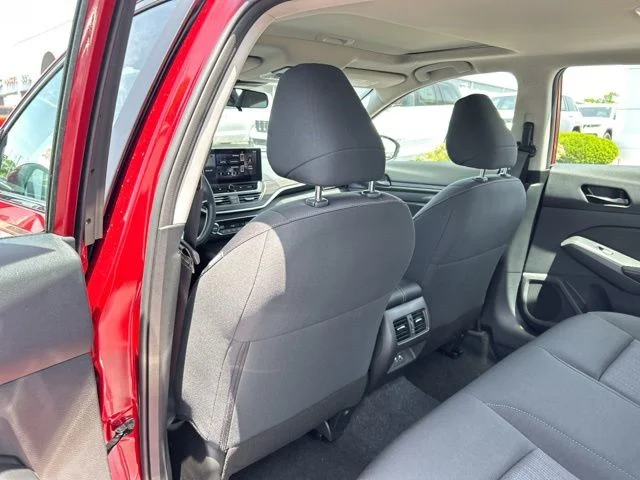 New 2026 Scarlet Nissan 2.5 SV image 16
