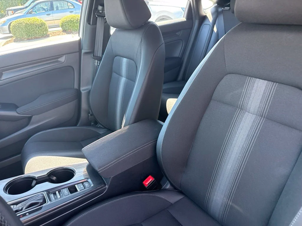 Used 2026 Solar Silver Metallic Honda FWD Sport image 23