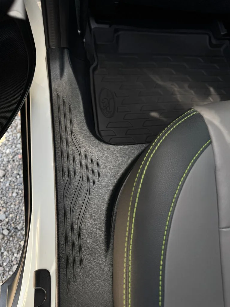 Used 2025 Crystal White Pearl Subaru Onyx Edition XT image 36