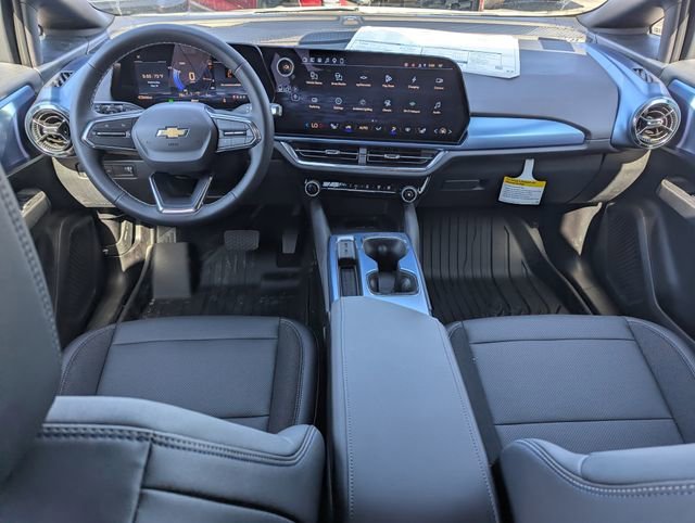 New 2026 Summit White Chevrolet LT image 5