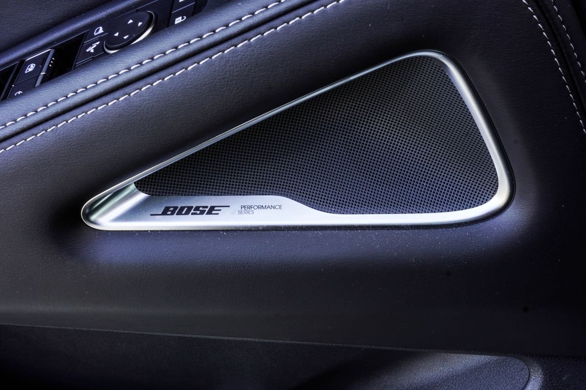Used 2025 White INFINITI LUXE image 34