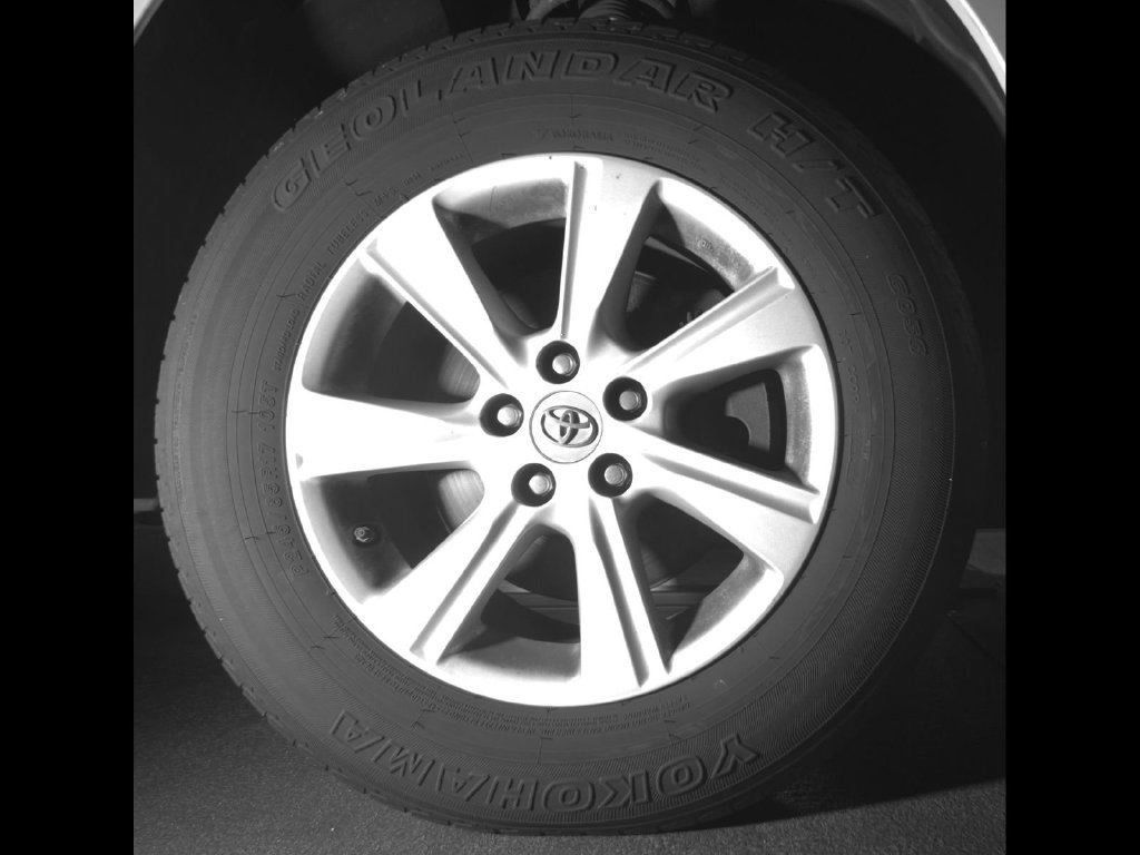Used 2012 White Toyota Base image 9