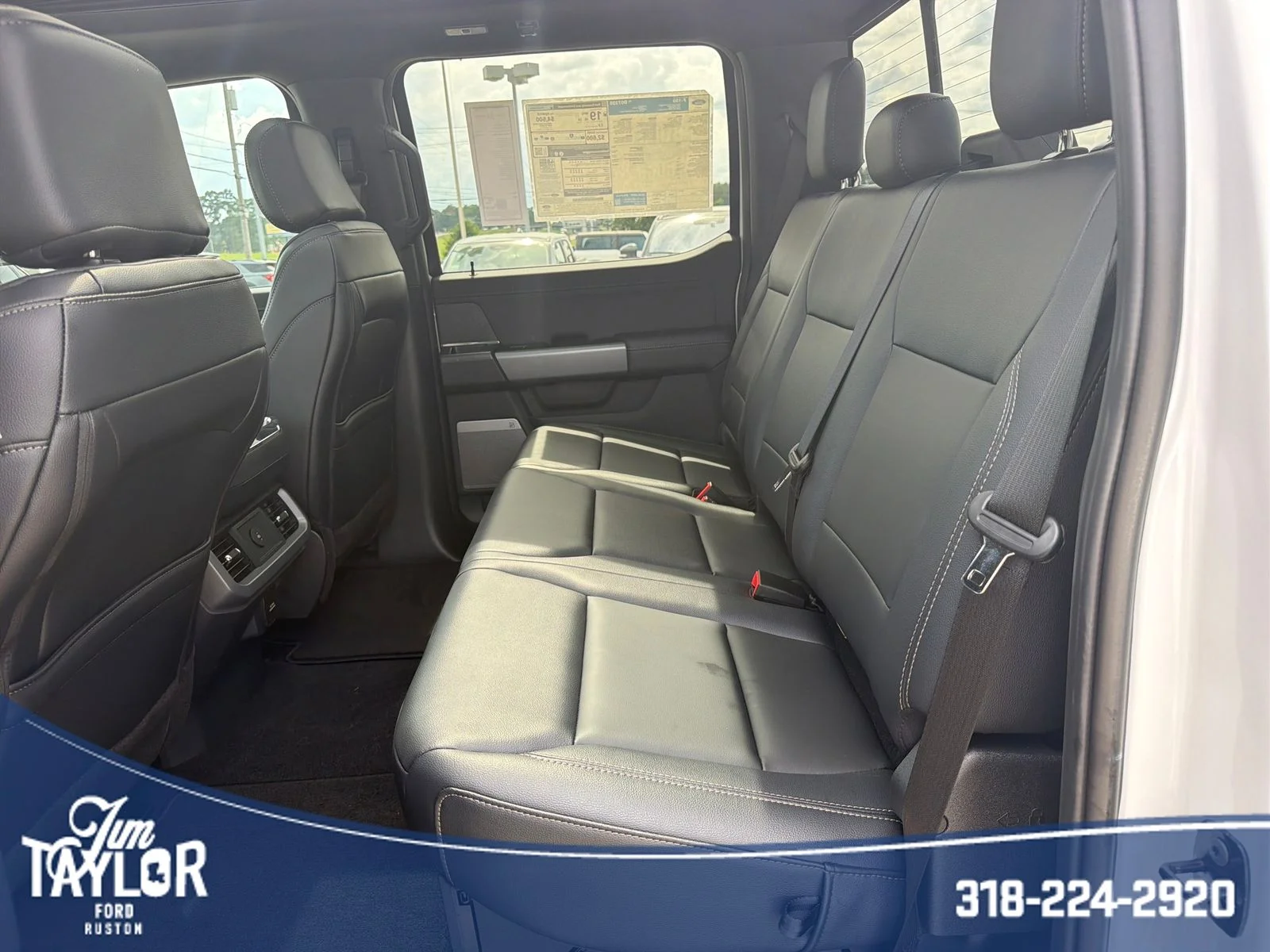 New 2026 Oxford White Ford XLT image 29