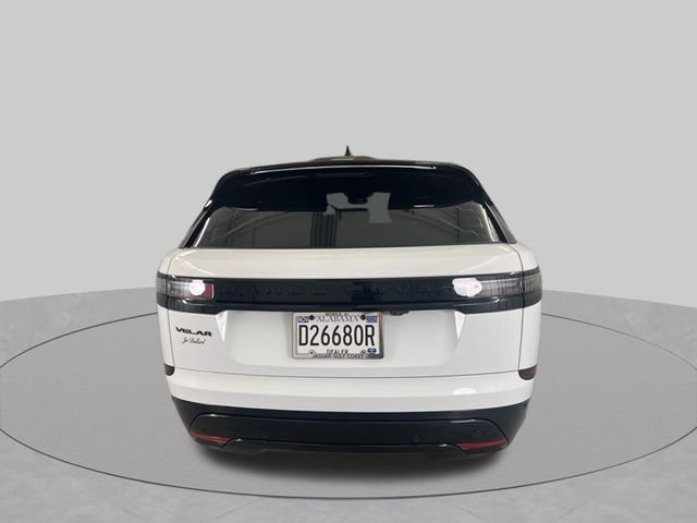 New 2026 Fuji White Land Rover Dynamic SE image 6