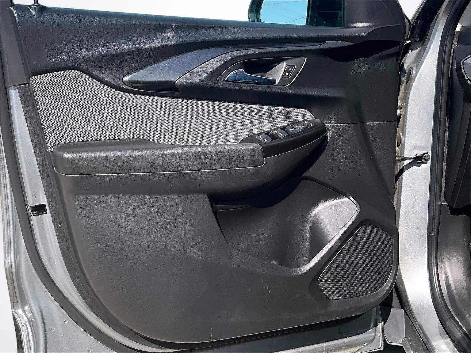 Used 2023 Gray Chevrolet LS image 23