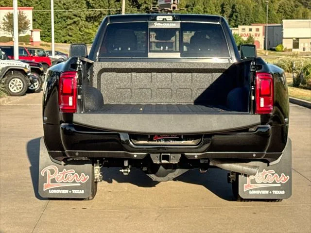 New 2026 Diamond Black Crystal Pearl-Coat Exterior Paint RAM Big Horn image 23