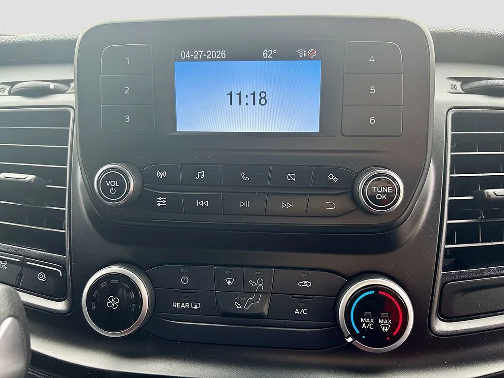 Used 2025 Oxford White Ford Base image 27