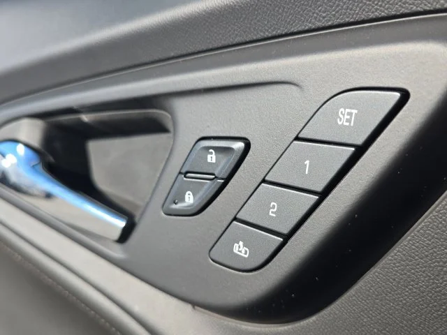 Used 2025 Gray Chevrolet LT image 27