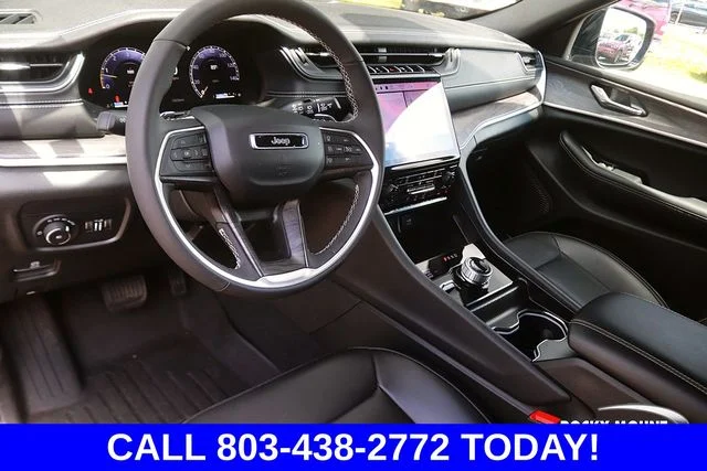 Used 2025 Gray Jeep Limited image 12