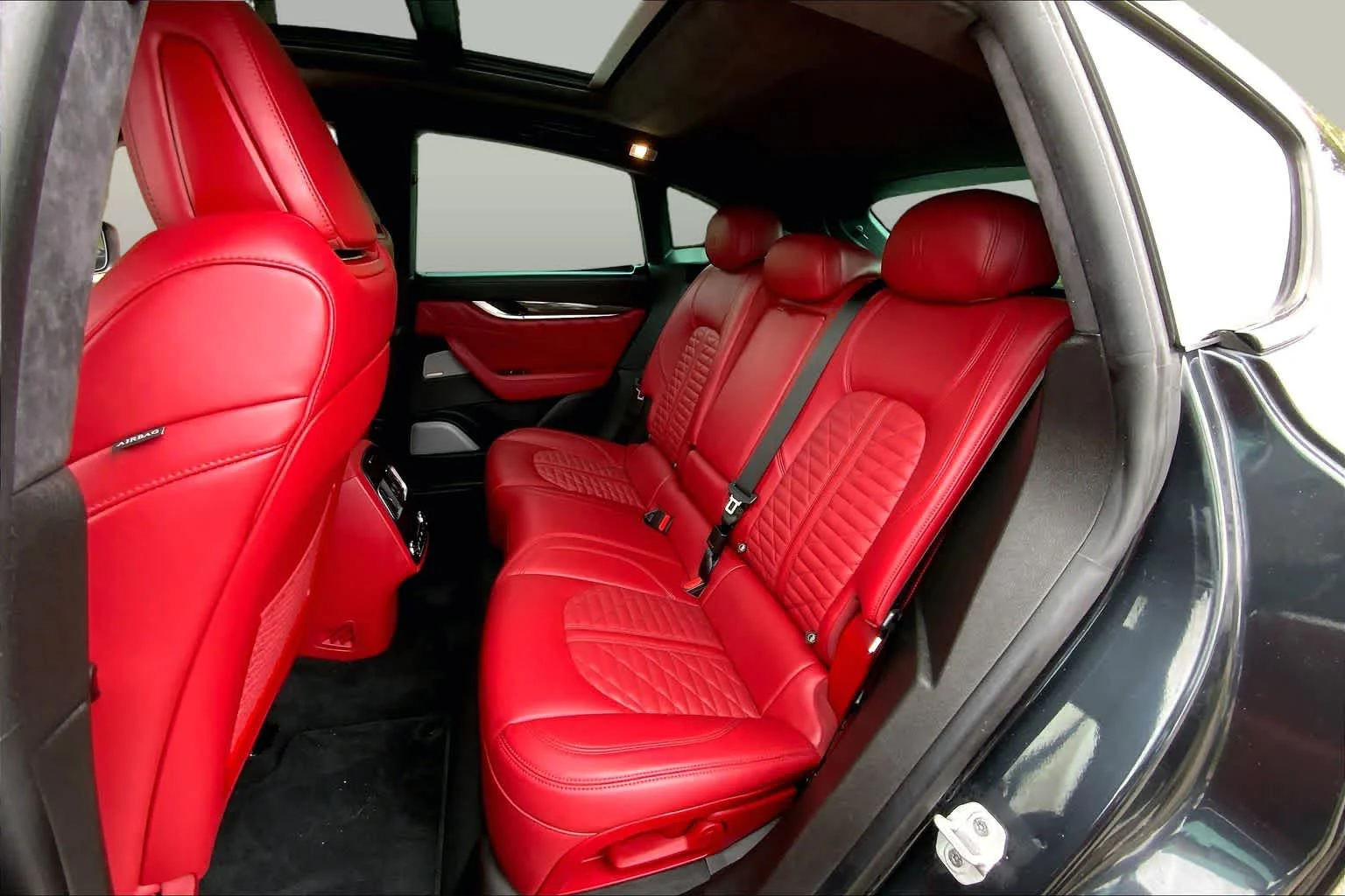 Used 2021 Nero Ribelle Metallic Maserati Trofeo image 20