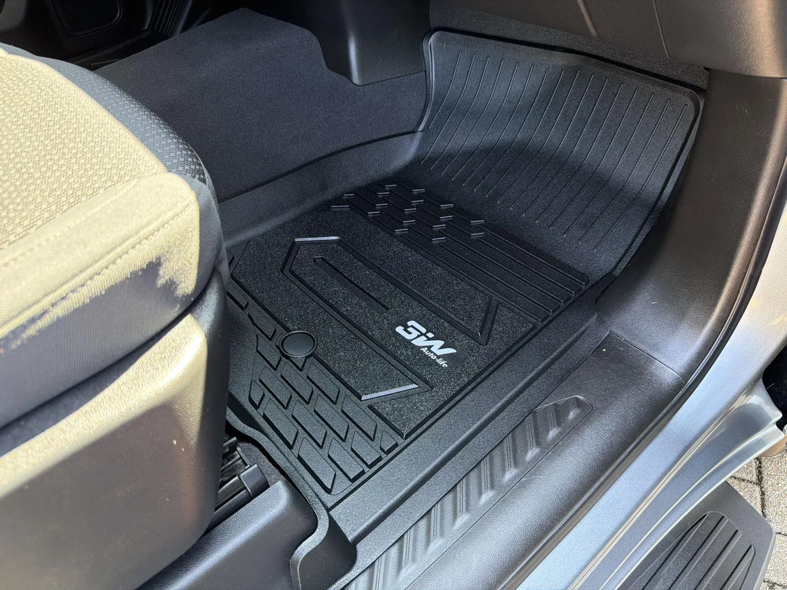 Used 2021 Satin Steel Metallic Chevrolet Custom Trail Boss image 29