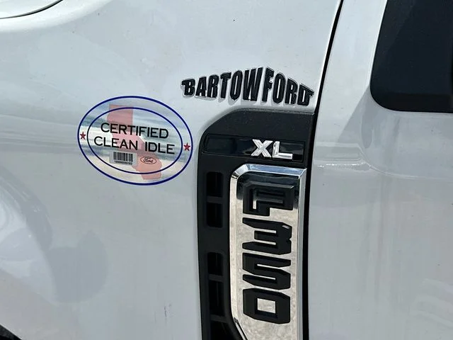 New 2026 Oxford White Ford XL image 17