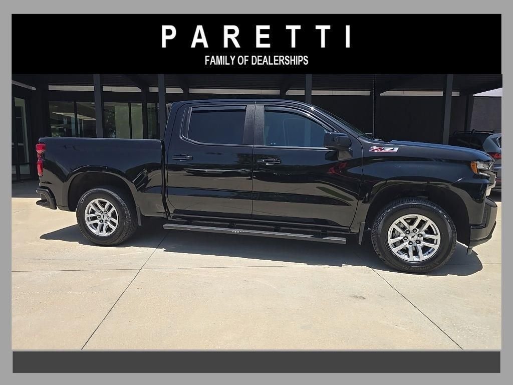 Used 2021 Black Chevrolet RST image 13