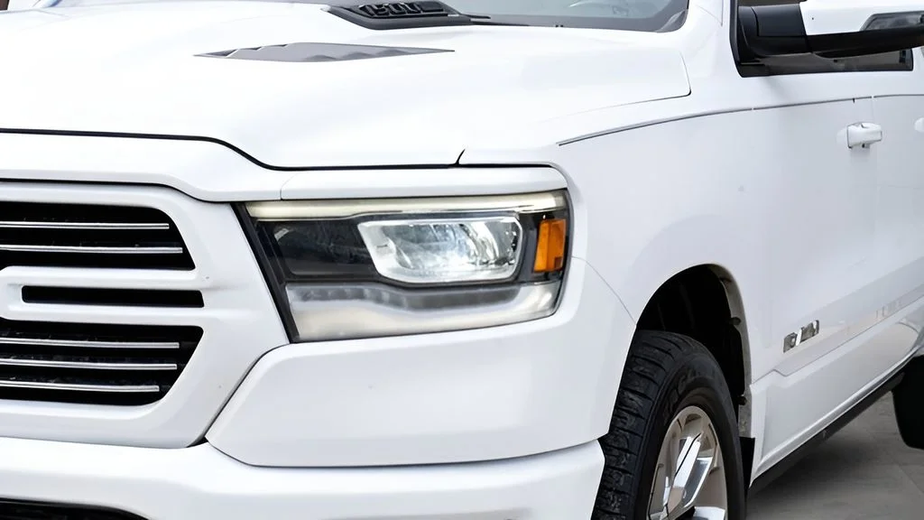 Used 2023 White Ram Laramie image 9