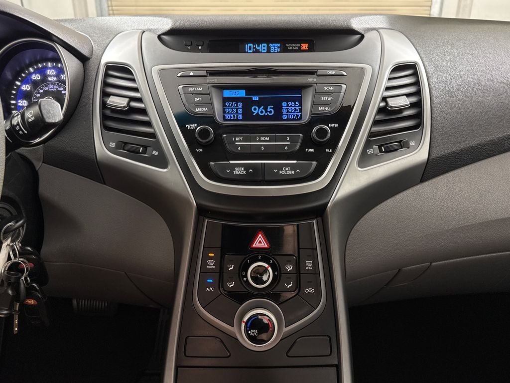 2014 Hyundai Elantra SE - Photo 16