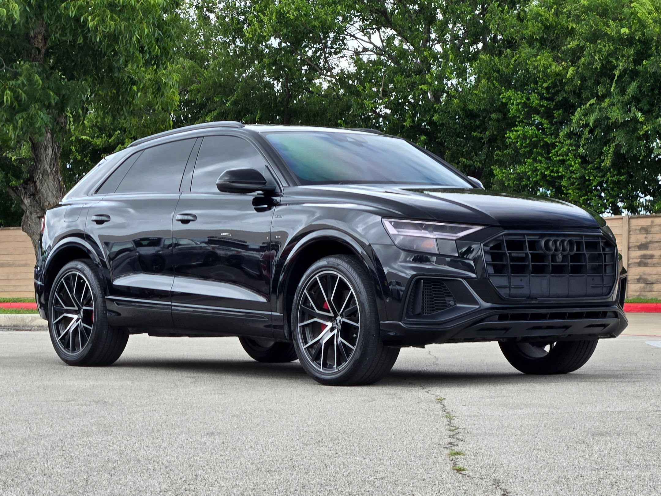 Used 2021 Black Audi Premium Plus image 2