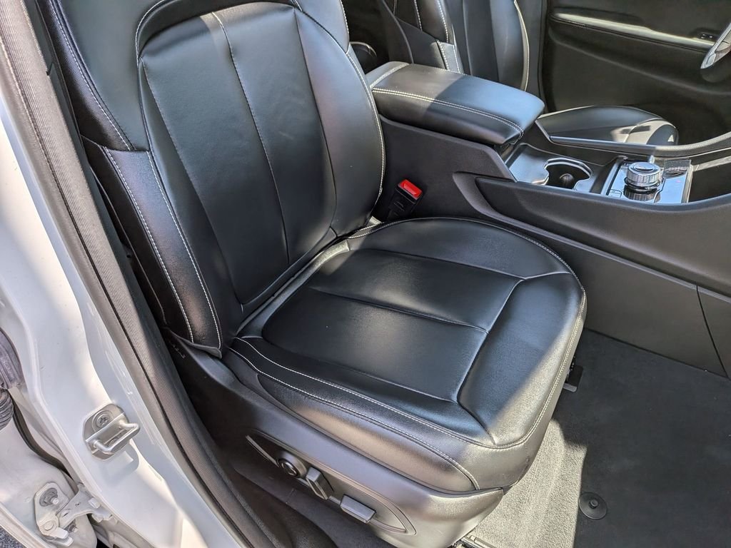 Used 2024 White Jeep 4xe image 30