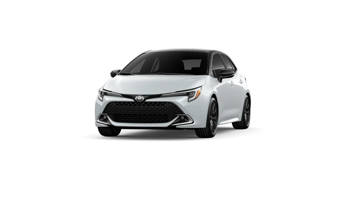 New 2027 Wind Chill Pearl with Black roof Toyota XSE image 18