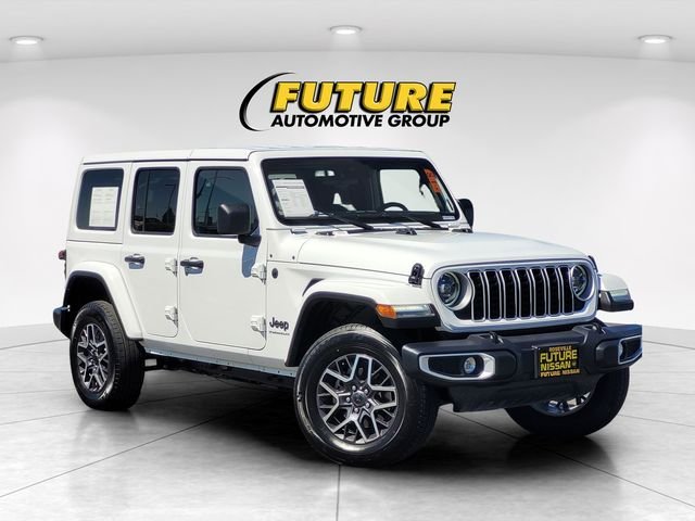 Used 2025 White Jeep Sahara image 1