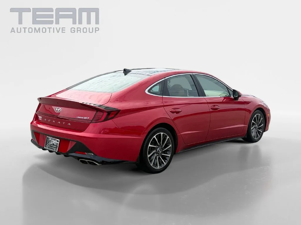 Used 2021 Red Hyundai Limited image 7