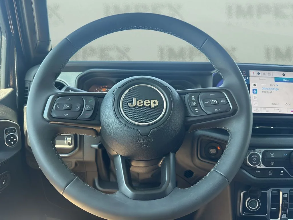 Used 2025 Gray Jeep Sport S image 14
