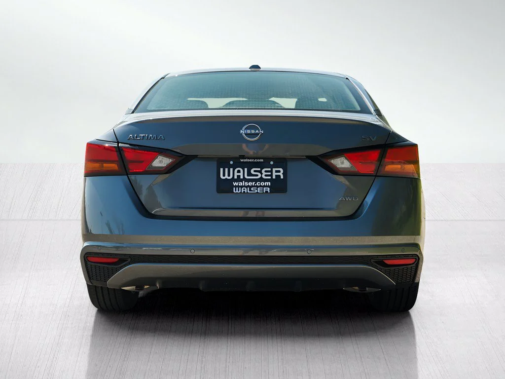 New 2026 Gun Metallic Nissan 2.5 SV image 5