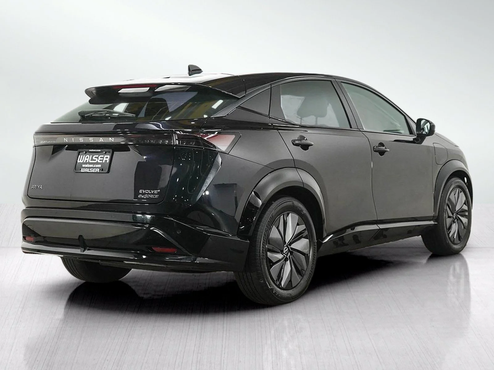 Used 2024 Northern Lights Metallic Nissan EVOLVE+ image 5